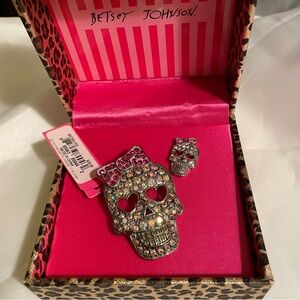 Betsey Johnson Pink Bow Girly Skull Pin & Brooch Set